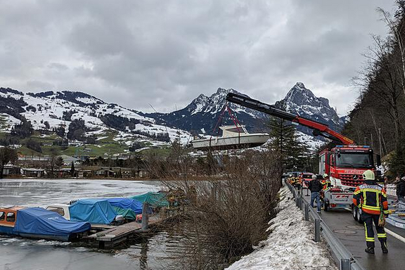 Einsatz 11 - Bild Array